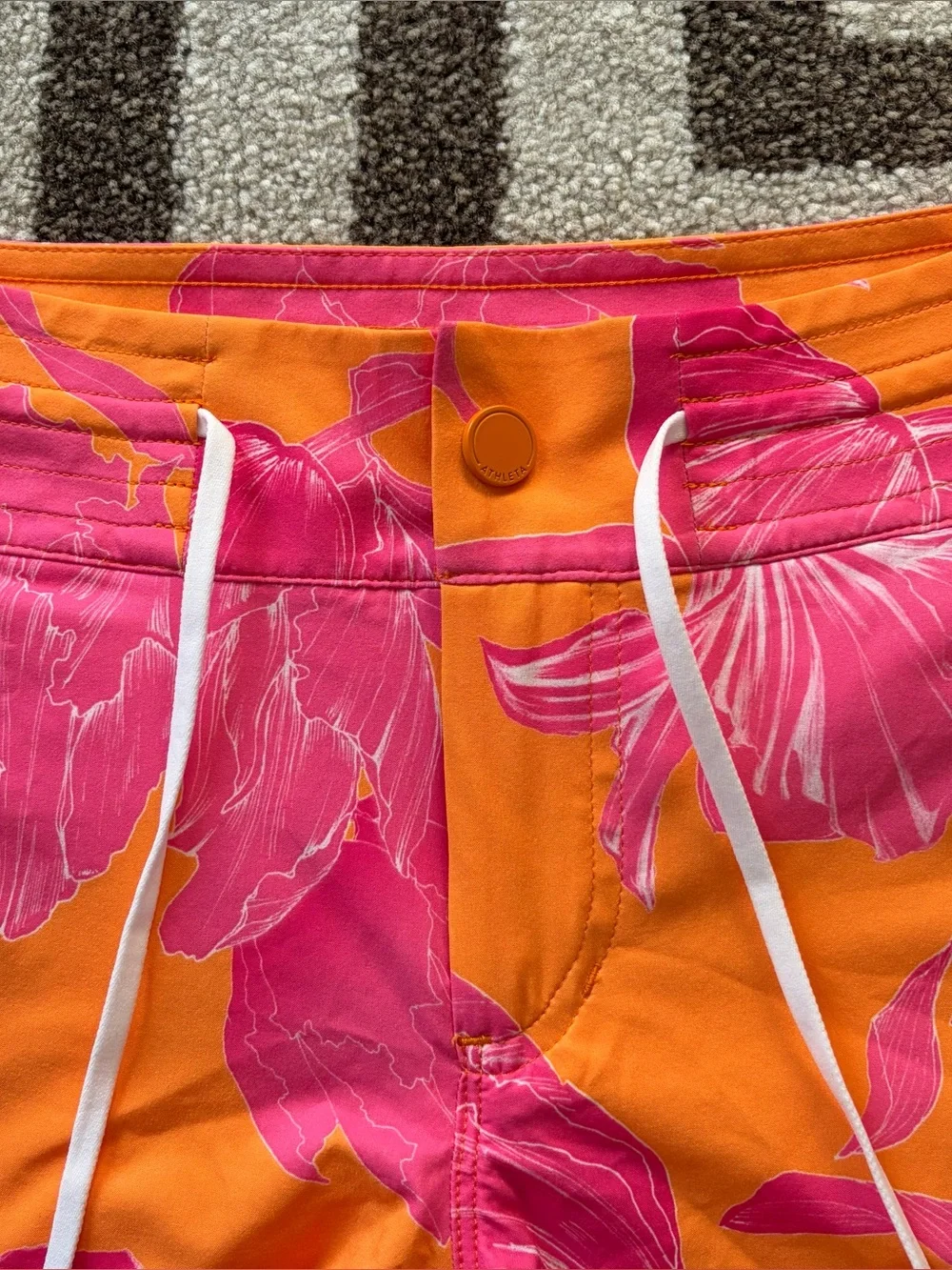 Athleta Hudson Floral Tropical Pocket Pull On Orange Pink Board Swim Shorts Sz S